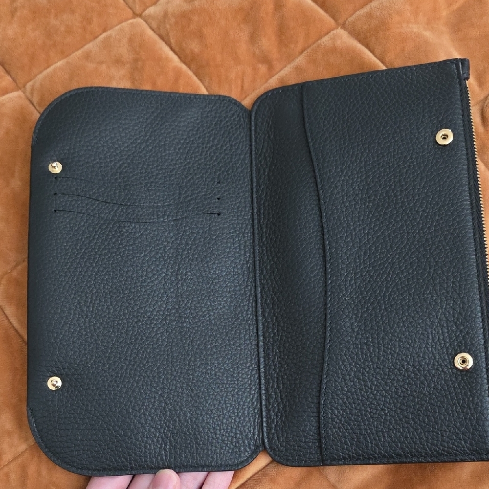 Cuyana Black Leather Clutch with Gold Accents - Picture 5 of 9